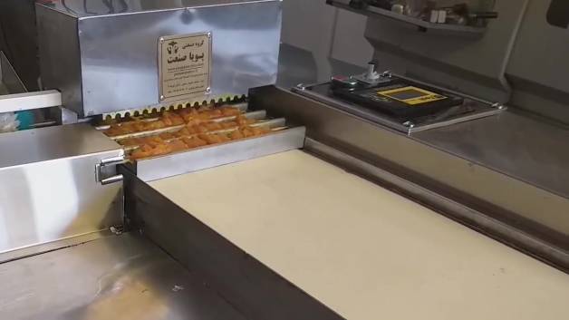 آماده کردن 400 سیخ جوجه کباب در یک ساعت!! مگه میشه!!